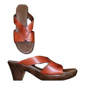 Munro American Women's Heels Sandal Open Toe Slip On Leather Wood Red Size 9